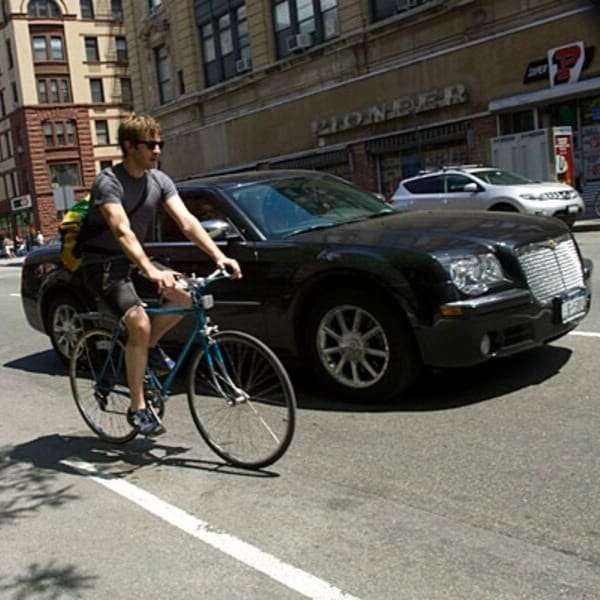 ¿Andar en bicicleta o viajar en auto?.-Blog Hola Telcel