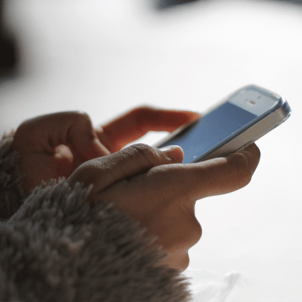 Conoce el secreto para oír audios en WhatsApp sin que se entere tu remitente.-Blog Hola Telcel