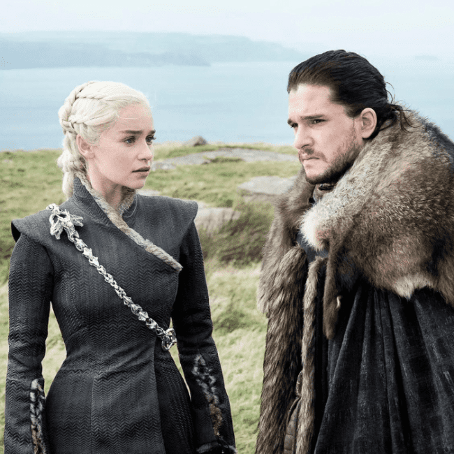 La reina de Dragones junto a Jon Snow, Rey en el Norte, última temporada de Juego de Tronos.- Blog Hola Telcel.