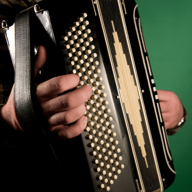 Kinky lanzó un EP titulado '5 Disparos'.- Blog Hola Telcel