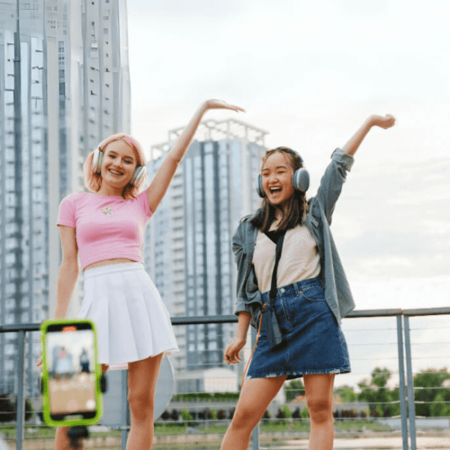 Conoce cómo puedes ganar dinero junto a tus amigos con una de las nuevas funciones de TikTok.- Blog Hola Telcel