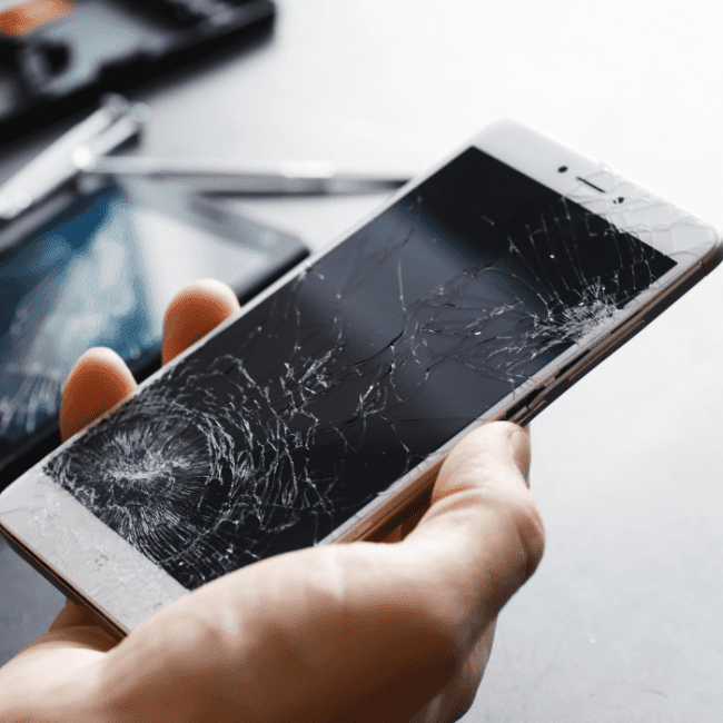 Con Protección Móvil Amigo Kit repara tu pantalla rota o dañada por $559.- Blog Hola Telcel