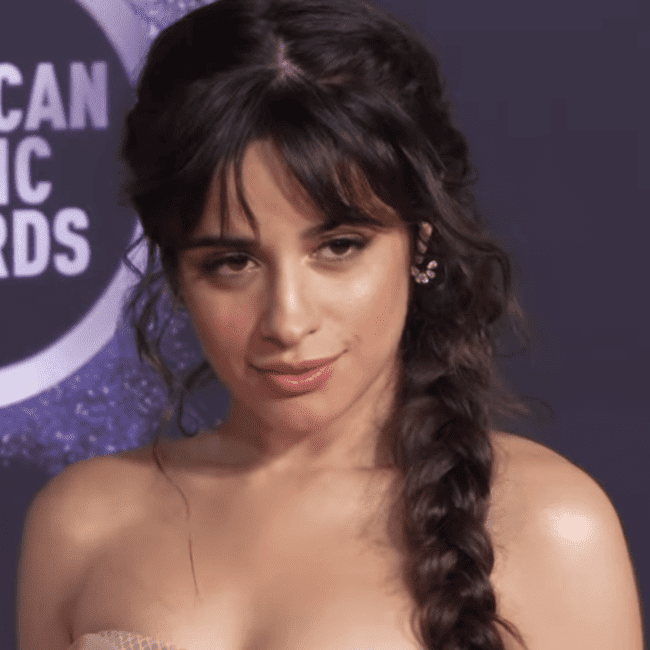 Camila Cabello está de estreno con 'C, XOXO', su cuarto álbum.- Blog Hola Telcel