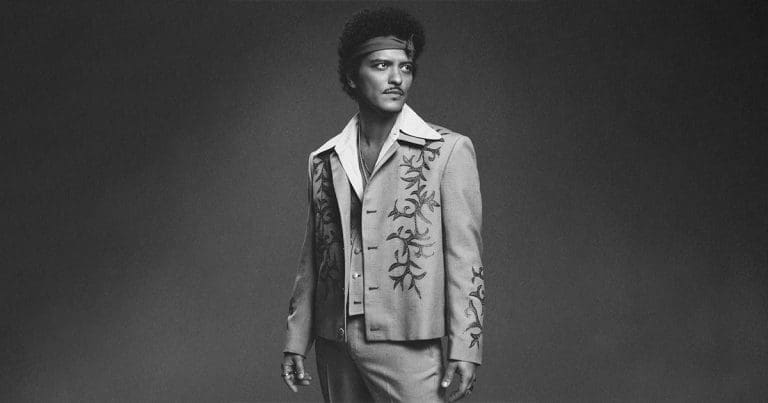 Bruno Mars está de vuelta y lo hace con 'The Romantic'.- Blog Hola Telcel